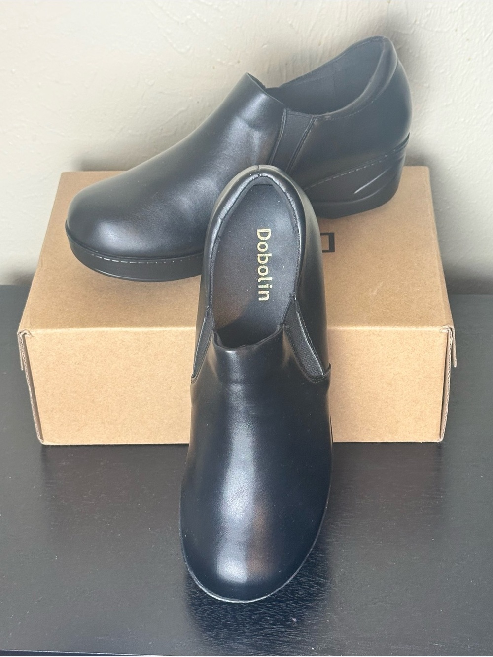 Women’s Nursing Clogs Size 9 Black NEW